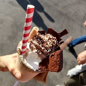 Meet your Posher, Dulce